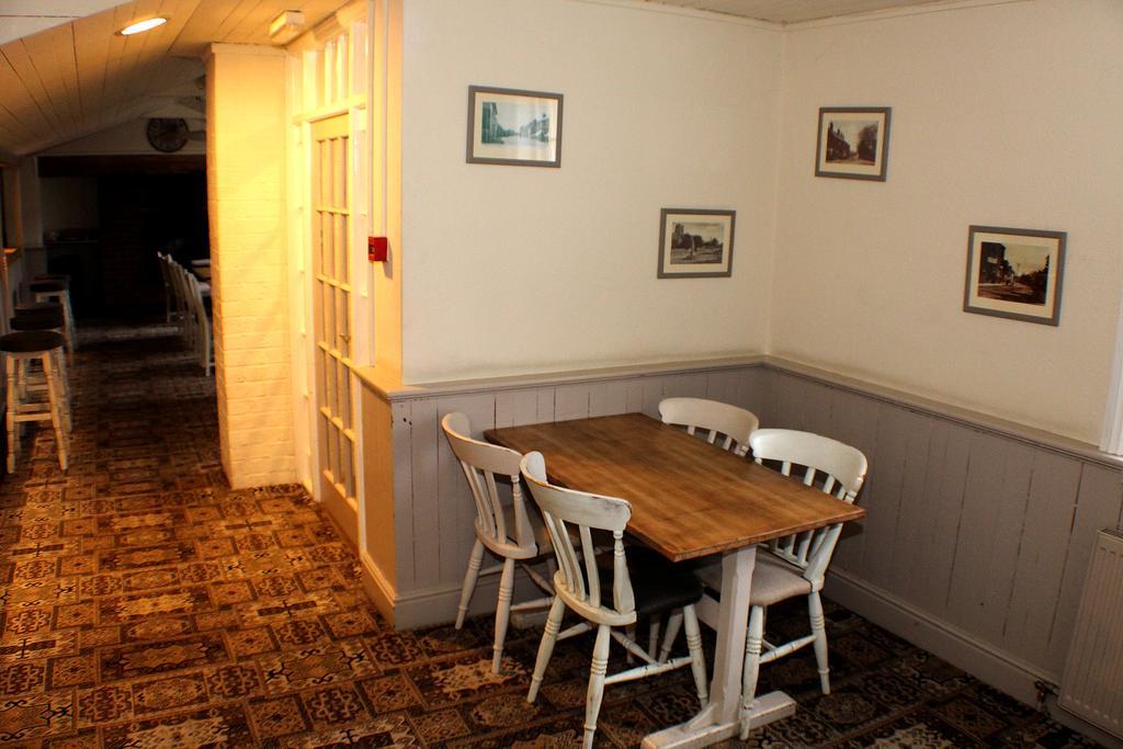 The Crown Bed & Breakfast West Haddon Exterior photo